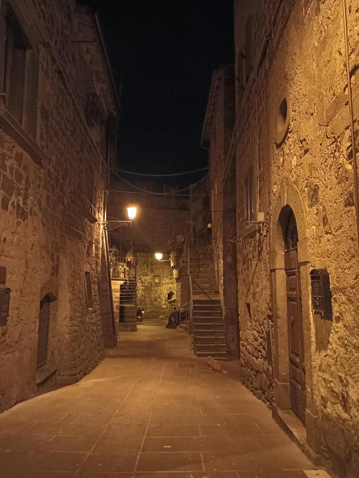 Sospesi Nel Borgo Виторкьяно Экстерьер фото