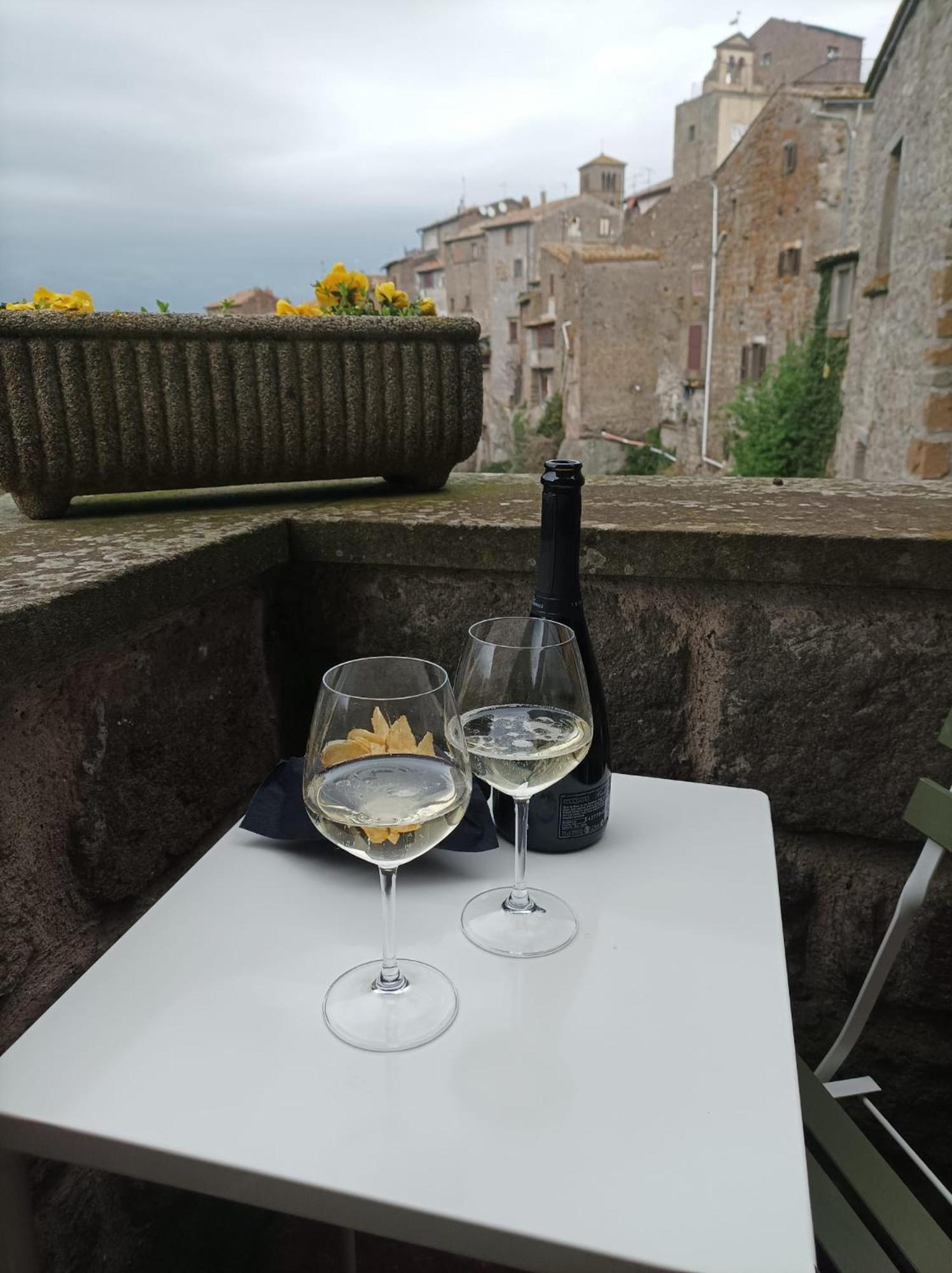 Sospesi Nel Borgo Виторкьяно Экстерьер фото