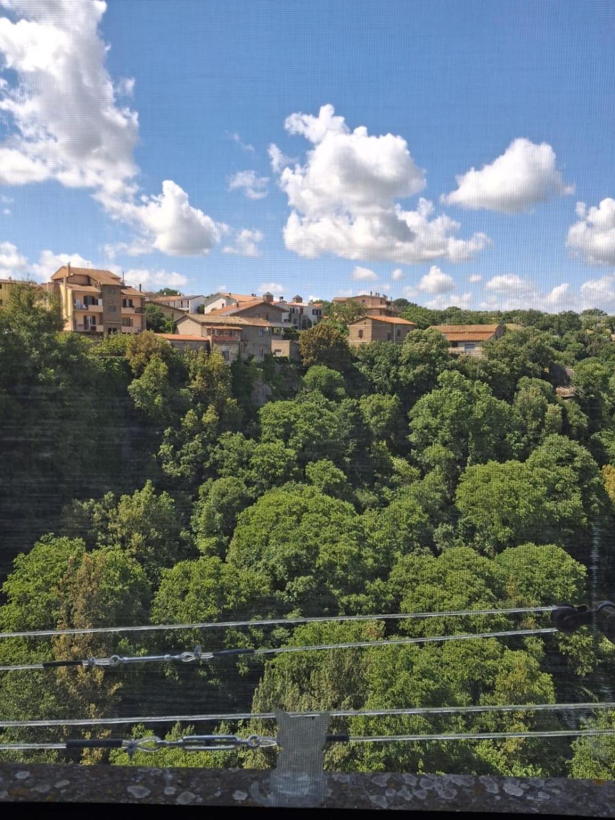Sospesi Nel Borgo Виторкьяно Экстерьер фото